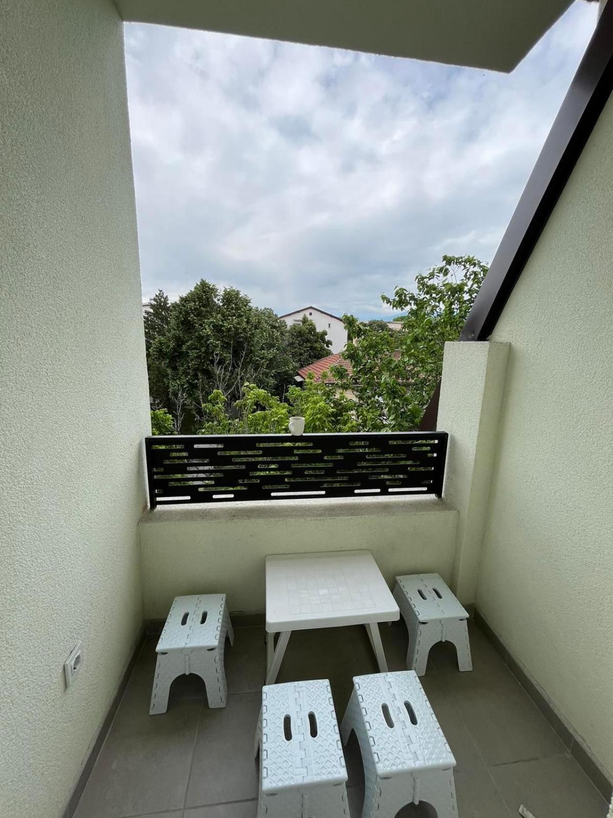 Maksim Apartments Skopje Buitenkant foto