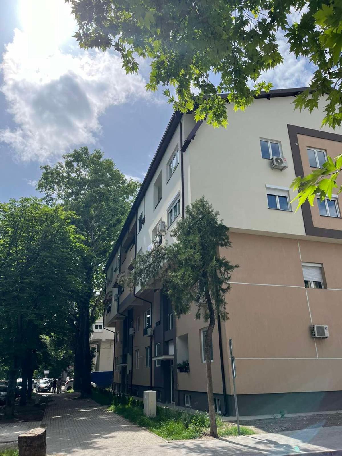 Maksim Apartments Skopje Buitenkant foto